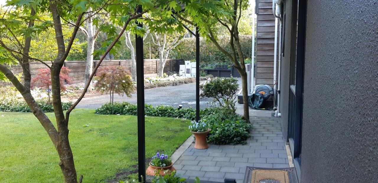 Sequoia Steps Bed & Breakfast นิวพลีมัธ ภายนอก รูปภาพ