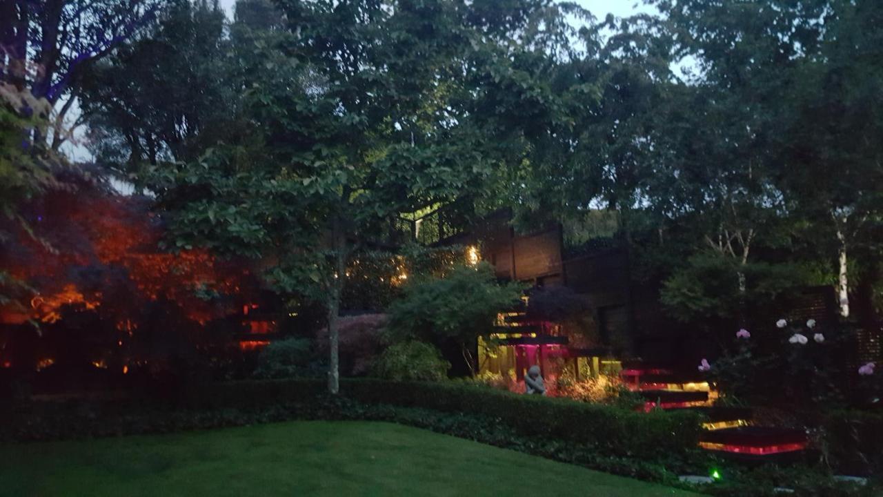 Sequoia Steps Bed & Breakfast นิวพลีมัธ ภายนอก รูปภาพ